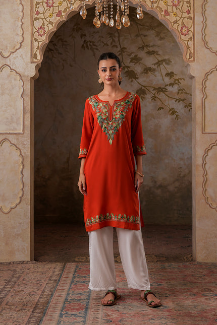 Qazmi Women's Noor Kashmiri Aari Work Straight Kurta