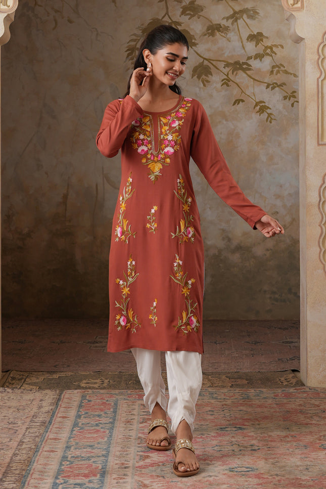 Qazmi Women's Sahar Kashmiri Aari Work Straight Kurta