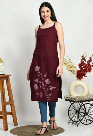 Wine Reel Sleevless Long Kurti For Women