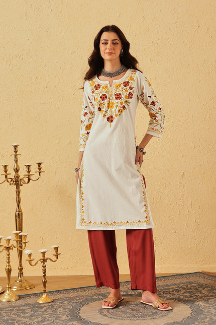 QAZMI Floral Embroidered Keyhole Neck Chinarkari Straight Kurta