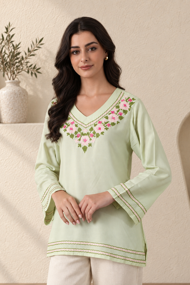 Qazmi Women's Ariana Kashmiri Embroidered V-Neck Short Kurti