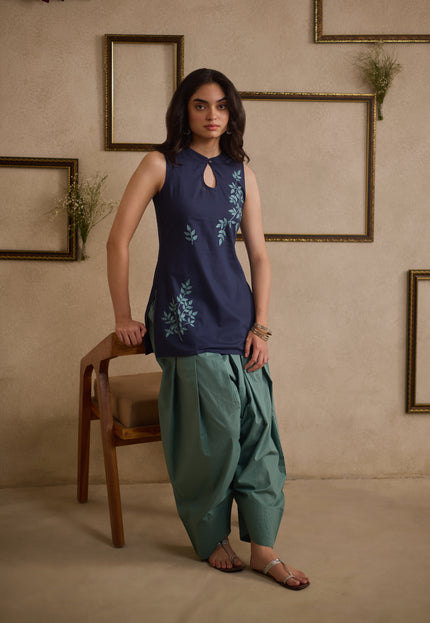 Qazmi Women’s Pure Cotton Aari Embroidered Corset Back Sleeveless Kurta with Farshi Salwar