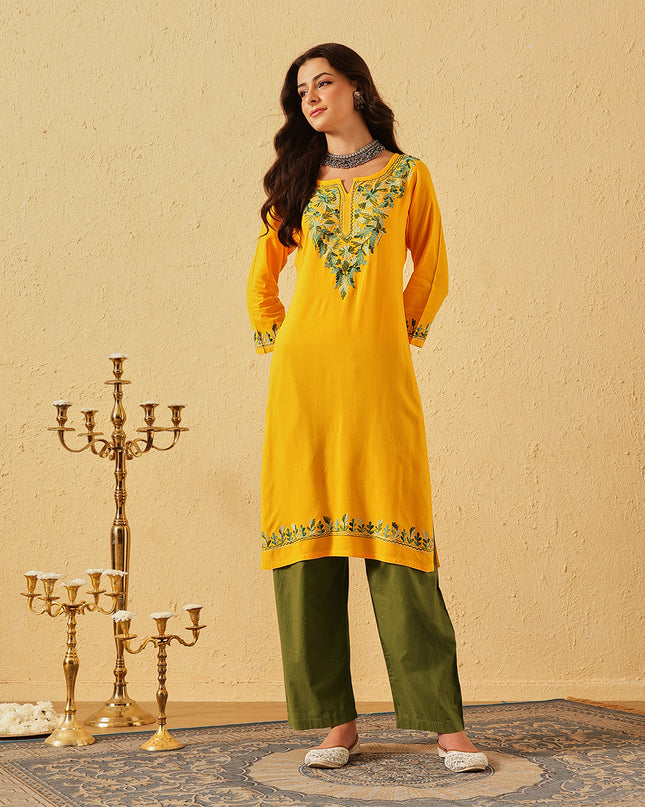 Qazmi Women's Noor Kashmiri Aari Work Straight Kurta