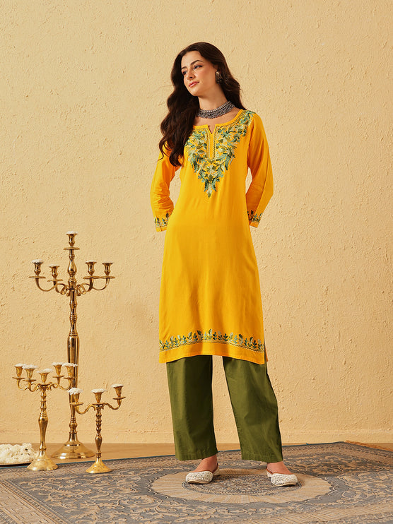 Qazmi Women's Noor Kashmiri Aari Work Straight Kurta