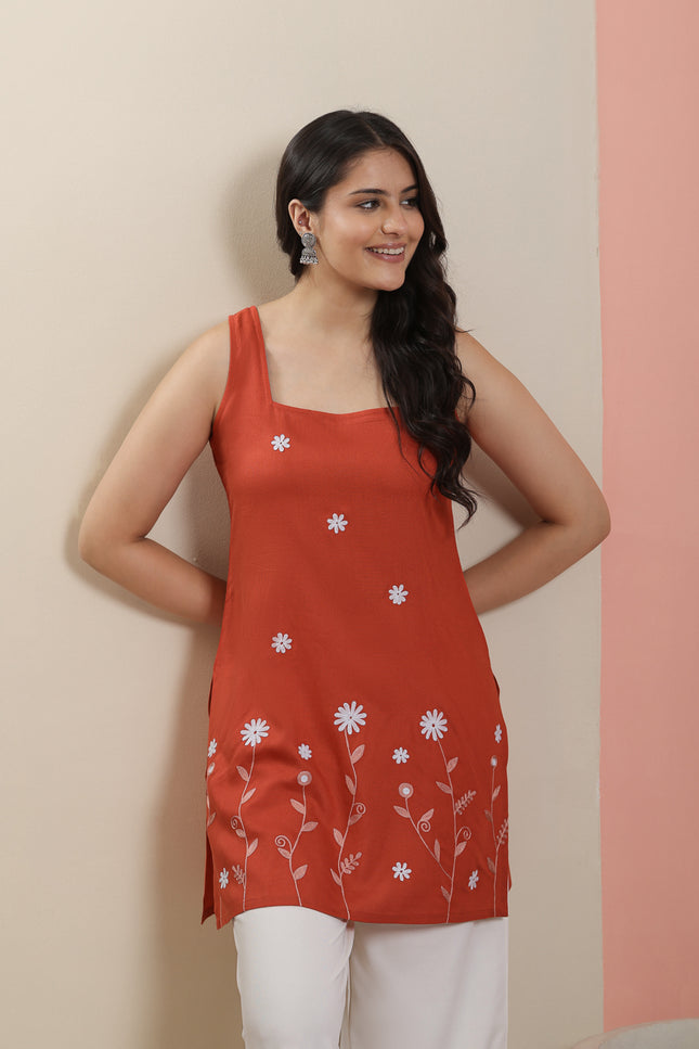 QAZMI Women Floral Embroidered Sleeveless Kurti