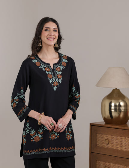 Qazmi Women Aari Embroidered Viscose Rayon Ethnic Short Kurta