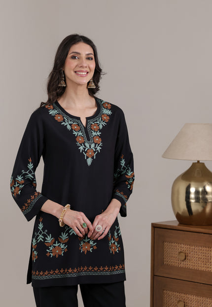 Qazmi Women Aari Embroidered Viscose Rayon Ethnic Short Kurta