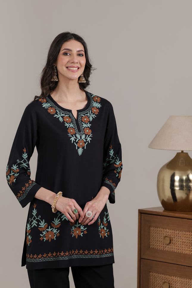 Qazmi Women Aari Embroidered Viscose Rayon Ethnic Short Kurta