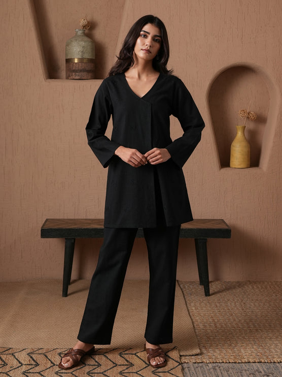 Qazmi Women's Cotton Linen Kashmiri Aari Work CoOrd Set