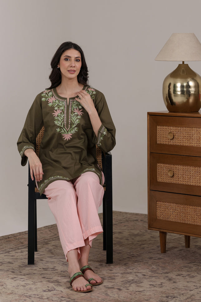 Qazmi Women Aari Embroidered Pure Cotton Short Kurta with Full Sleeves
