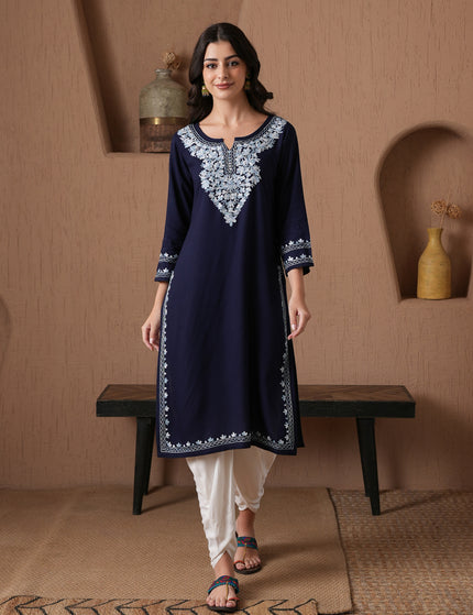 Qazmi Women's Mahsa Kashmiri Aari Work Straight Kurta