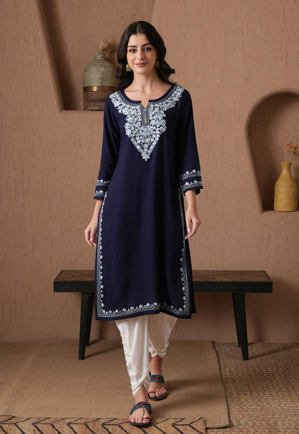 Qazmi Women's Mahsa Kashmiri Aari Work Straight Kurta