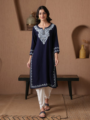 Qazmi Women's Mahsa Kashmiri Aari Work Straight Kurta