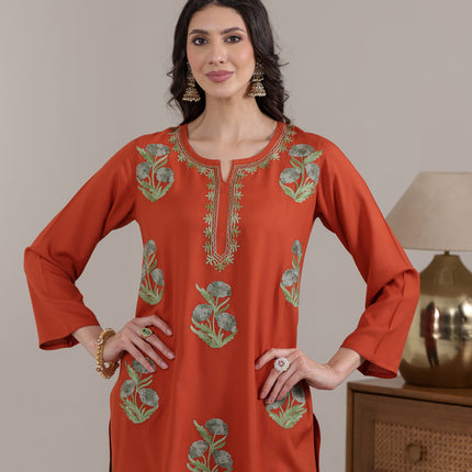 Qazmi Women Kashmiri Aari Embroidered Viscose Rayon Short Kurta