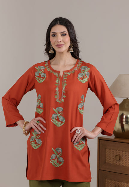 Qazmi Women Kashmiri Aari Embroidered Viscose Rayon Short Kurta