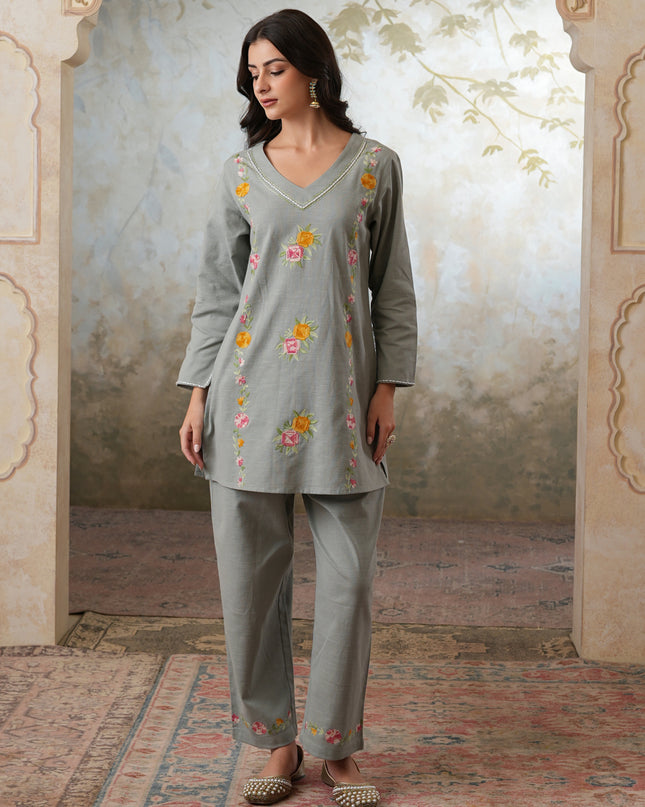 Qazmi Women's Mehreen Kashmiri Aari Work Pearl Studded Cotton Linen CoOrd
