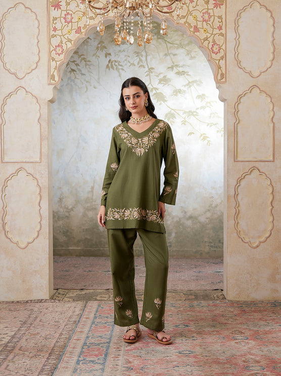 Qazmi Women's Kashmiri Chinarkari Work Olive Green CoOrd Set