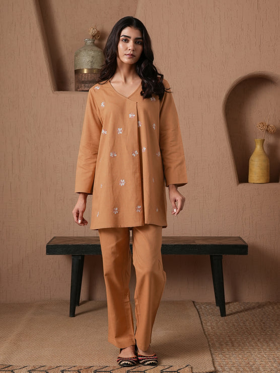 Qazmi Women's Cotton Linen Kashmiri Aari Work CoOrd Set