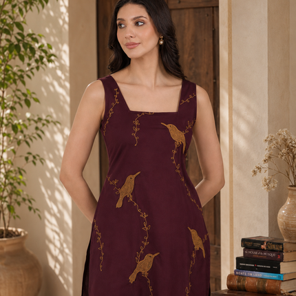 Qazmi Women Embroidered Viscose Rayon Sleeveless Kurti with Square Neck & Tie-Up Back