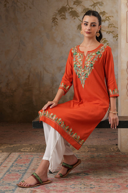 Qazmi Women's Noor Kashmiri Aari Work Straight Kurta