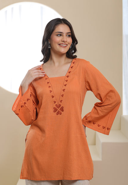 Qazmi Women Pure Cotton Square-Neck Aari  Embroidered Short Kurti