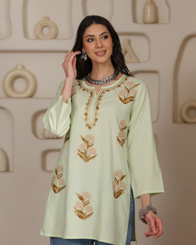 Qazmi Women Kashmiri Aari Embroidered Viscose Rayon Short Kurta
