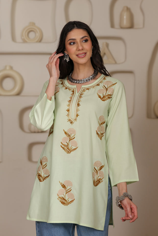 Qazmi Women Kashmiri Aari Embroidered Viscose Rayon Short Kurta