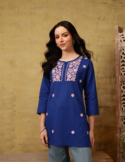 Qazmi Women's Pure Cotton Kashmiri Aari Work White Kurti
