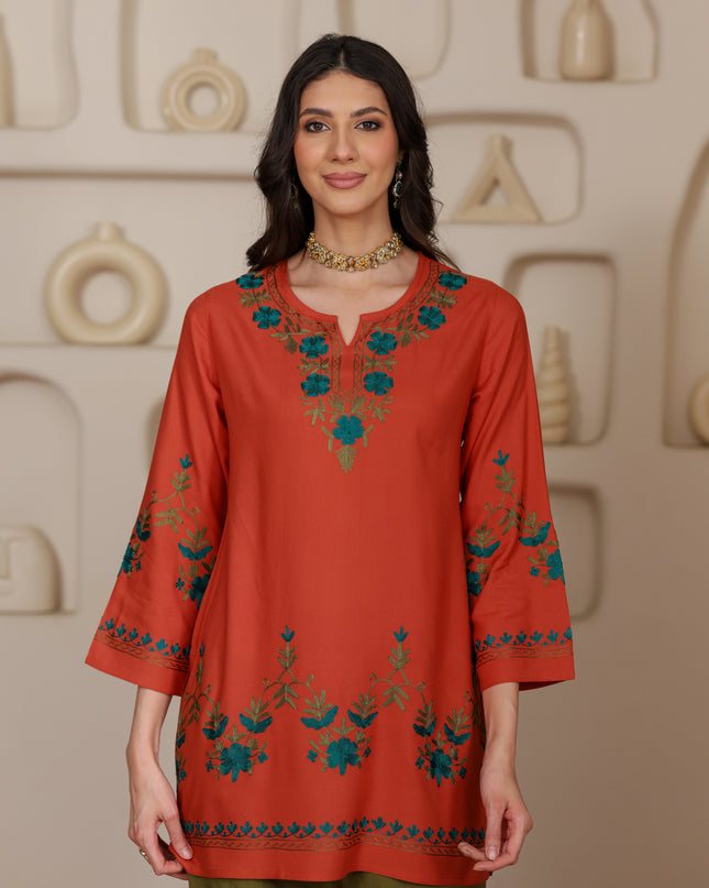 Qazmi Women Aari Embroidered Viscose Rayon Ethnic Short Kurta