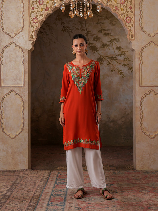 Qazmi Women's Noor Kashmiri Aari Work Straight Kurta