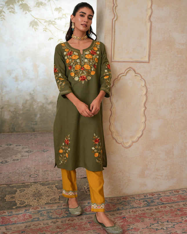 Qazmi Women's Zaynab Kashmiri Aari Work Cotton Linen Olive Green Kurta