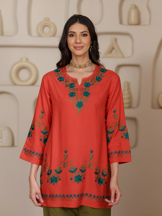 Qazmi Women Aari Embroidered Viscose Rayon Ethnic Short Kurta