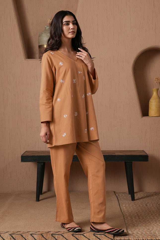 Qazmi Women's Cotton Linen Kashmiri Aari Work CoOrd Set