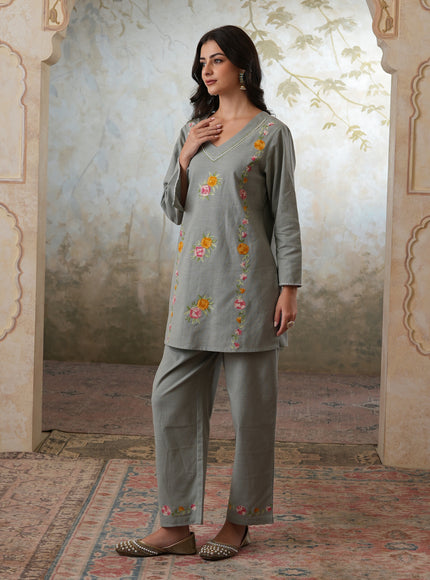 Qazmi Women's Mehreen Kashmiri Aari Work Pearl Studded Cotton Linen CoOrd