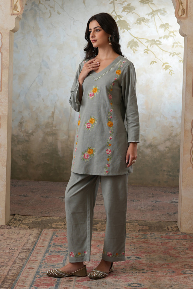 Qazmi Women's Mehreen Kashmiri Aari Work Pearl Studded Cotton Linen CoOrd