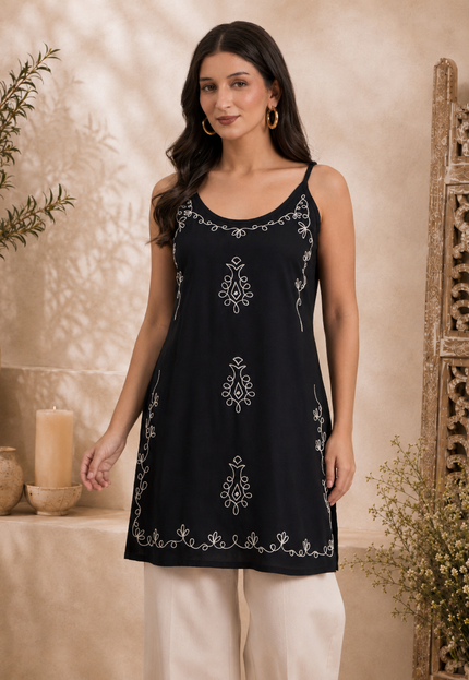 Qazmi Women Embroidered Viscose Rayon Sleeveless Embroidered Kurti
