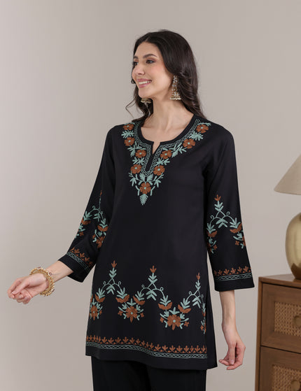 Qazmi Women Aari Embroidered Viscose Rayon Ethnic Short Kurta