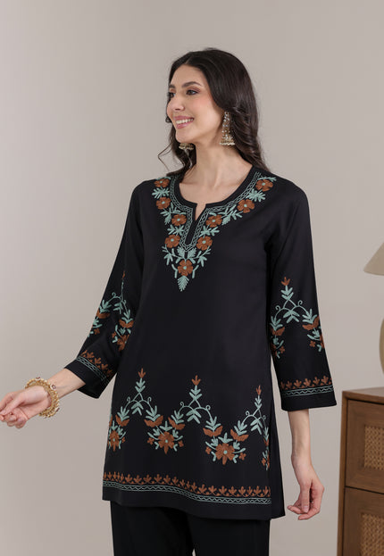 Qazmi Women Aari Embroidered Viscose Rayon Ethnic Short Kurta