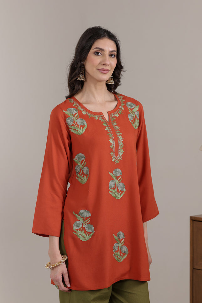 Qazmi Women Kashmiri Aari Embroidered Viscose Rayon Short Kurta