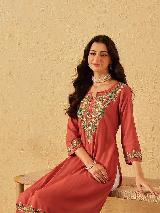 Qazmi Women's Noor Kashmiri Aari Work Straight Kurta