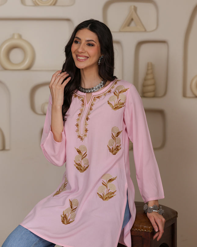 Qazmi Women Kashmiri Aari Embroidered Viscose Rayon Short Kurta