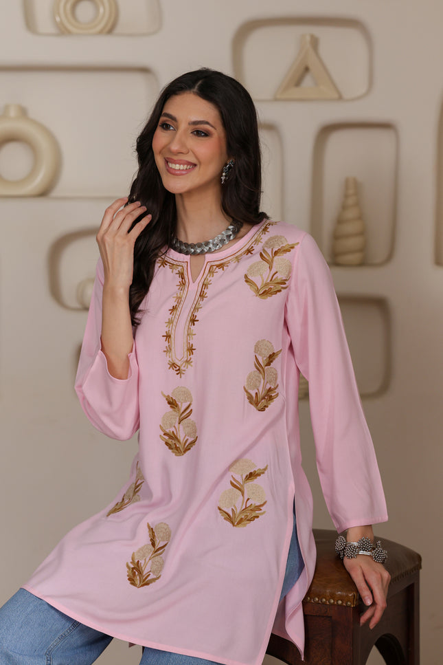 Qazmi Women Kashmiri Aari Embroidered Viscose Rayon Short Kurta