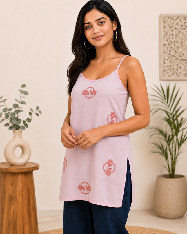 Qazmi Women Embroidered Viscose Rayon Sleeveless Embroidered Kurti