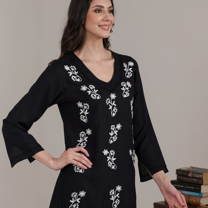 Qazmi Women Kashmiri Aari Embroidered Viscose Rayon Flared Sleeves Short Kurti