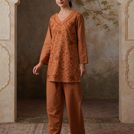 Qazmi Women's Kashmiri Aari Embroidered Cotton Linen V-Neck CoOrd Set