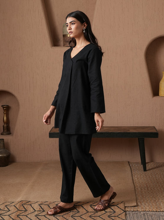 Qazmi Women's Cotton Linen Kashmiri Aari Work CoOrd Set