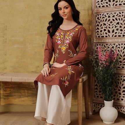Qazmi Women's Sahar Kashmiri Aari Work Straight Kurta