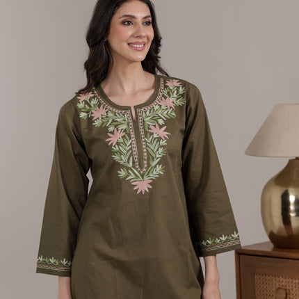 Qazmi Women Aari Embroidered Pure Cotton Short Kurta with Full Sleeves