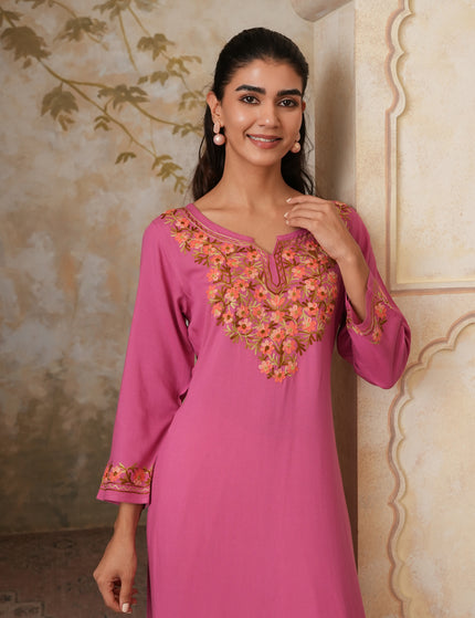 Huma Aari Work Straight Kurta
