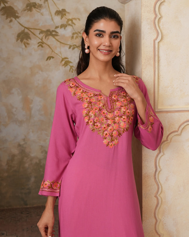 Huma Aari Work Straight Kurta